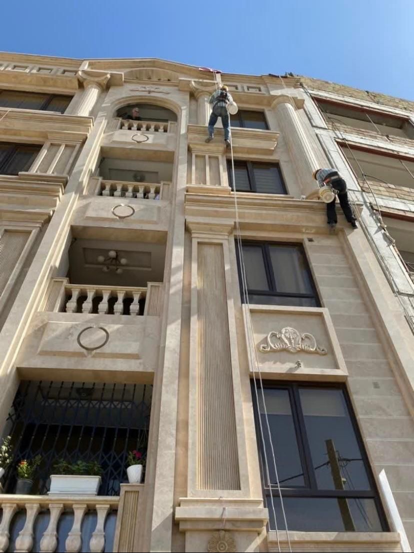 کار در ارتفاع بدون داربست پیچ و رولپلاک نانوآببندی|خدمات پیشه و مهارت|زنجان, |دیوار