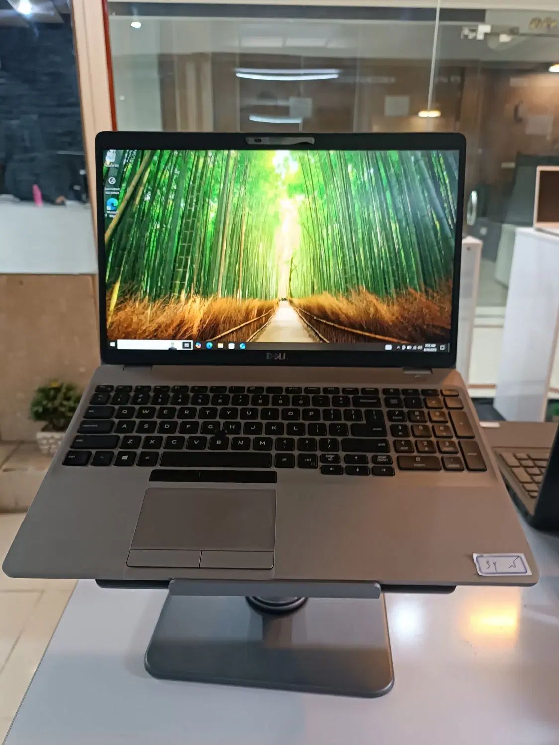 لپ‌تاپDELL precision3551 گرافیک مجزا۴(نقد  اقساط)|رایانه همراه|همدان, |دیوار