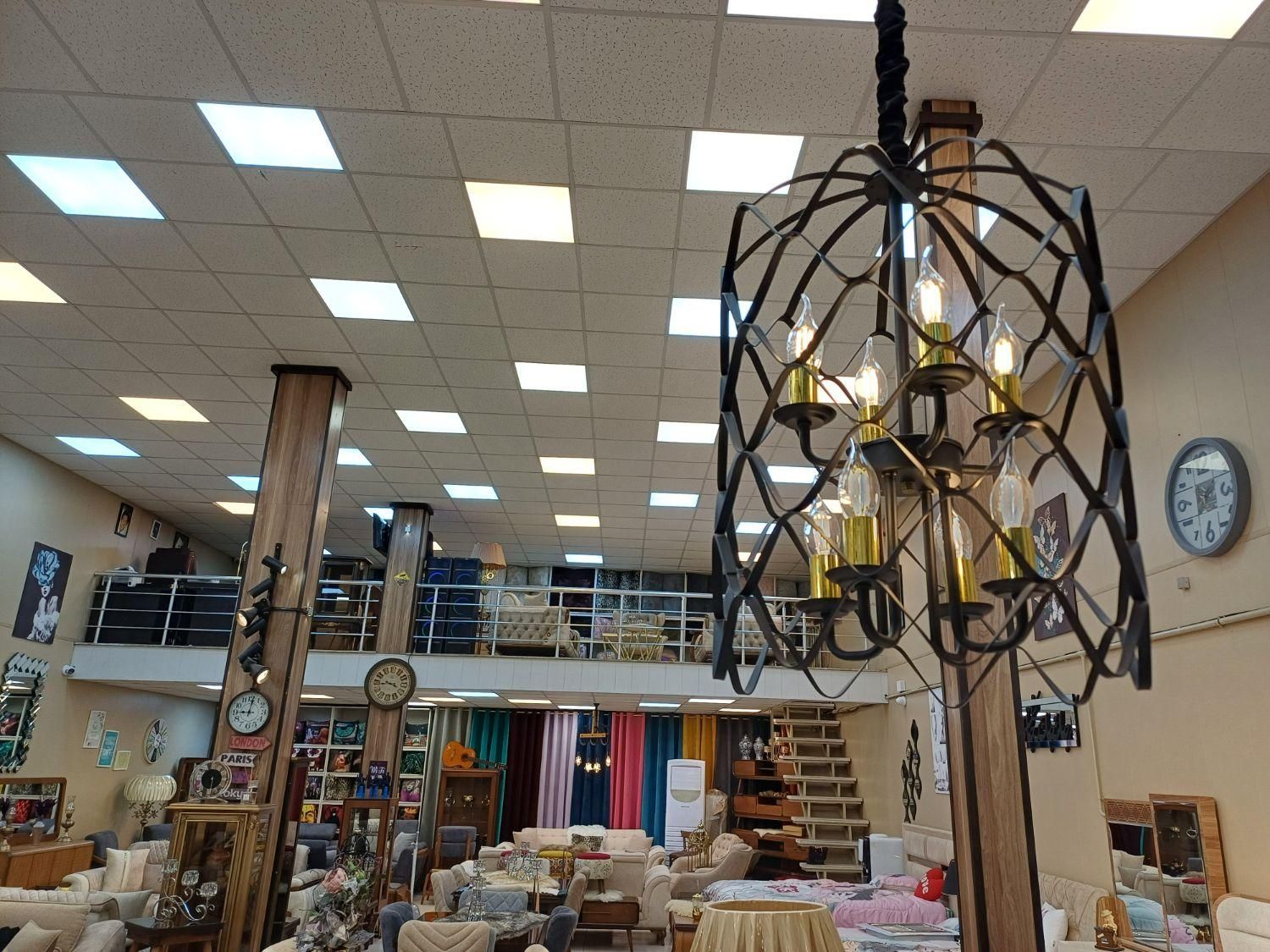 برقکار رفع اتصال برق کار صنعتی سیمکش سیم کشی لوستر|خدمات پیشه و مهارت|تبریز, |دیوار