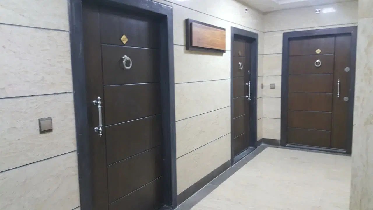اجاره واحد ۴۶ متری جی موقعیت عالی|اجارهٔ دفتر کار، اتاق اداری، مطب|اصفهان, همدانیان|دیوار