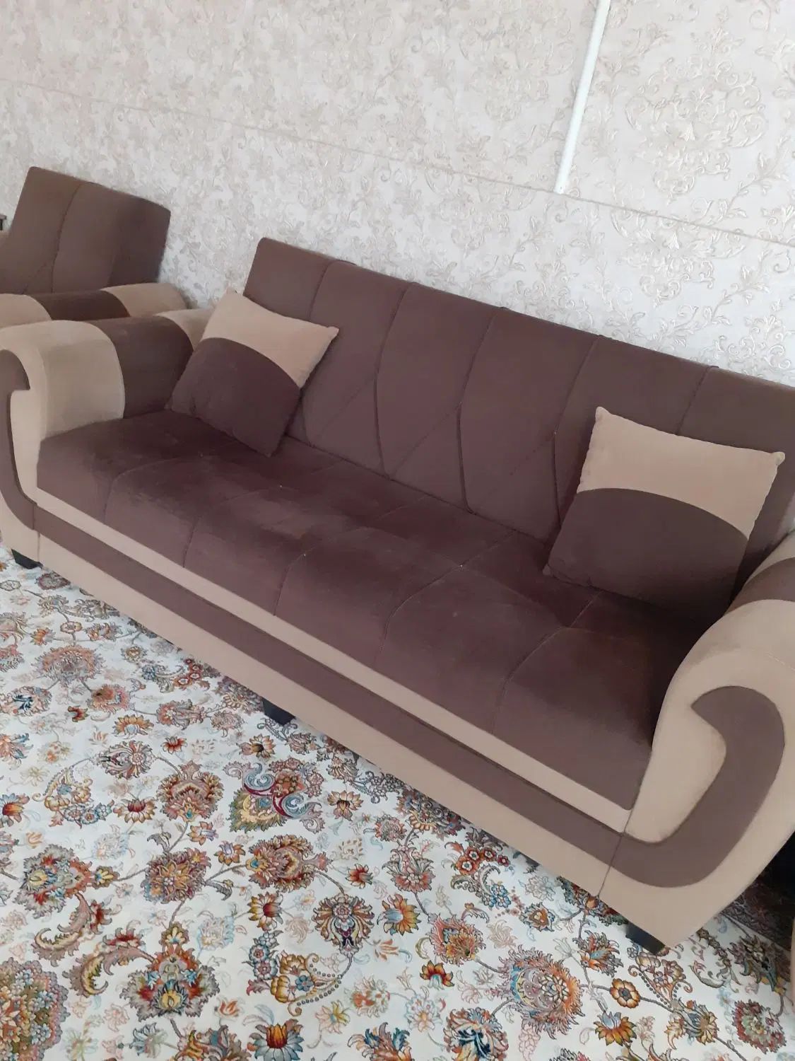 مبلمان راحتی|مبلمان خانگی و میز عسلی|اصفهان, شیخ اشراق|دیوار