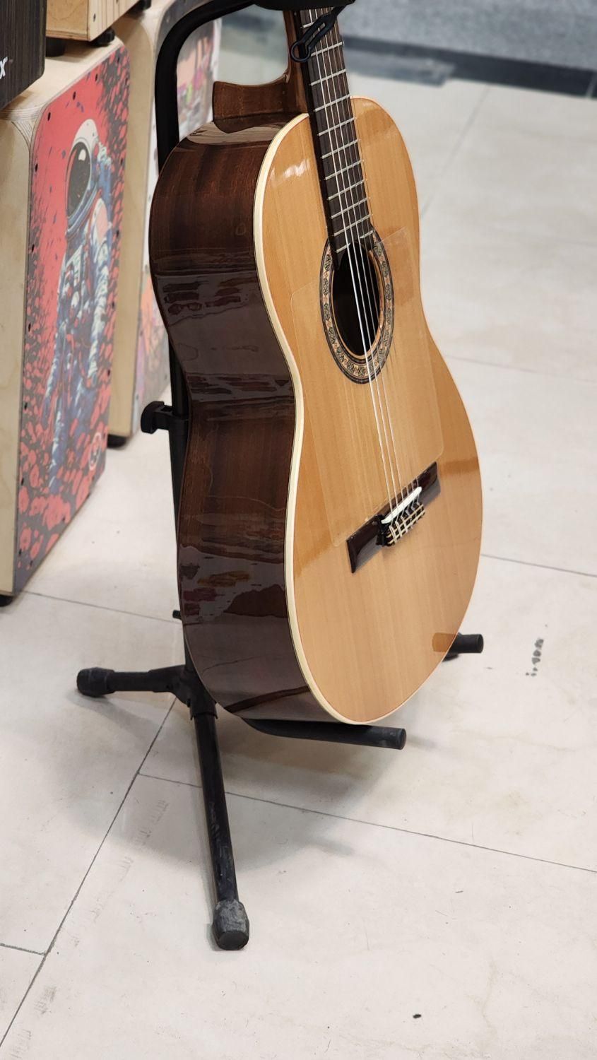 گیتار آلمانزا ۴۰۱|گیتار، بیس، امپلیفایر|پردیس, فاز ۲|دیوار