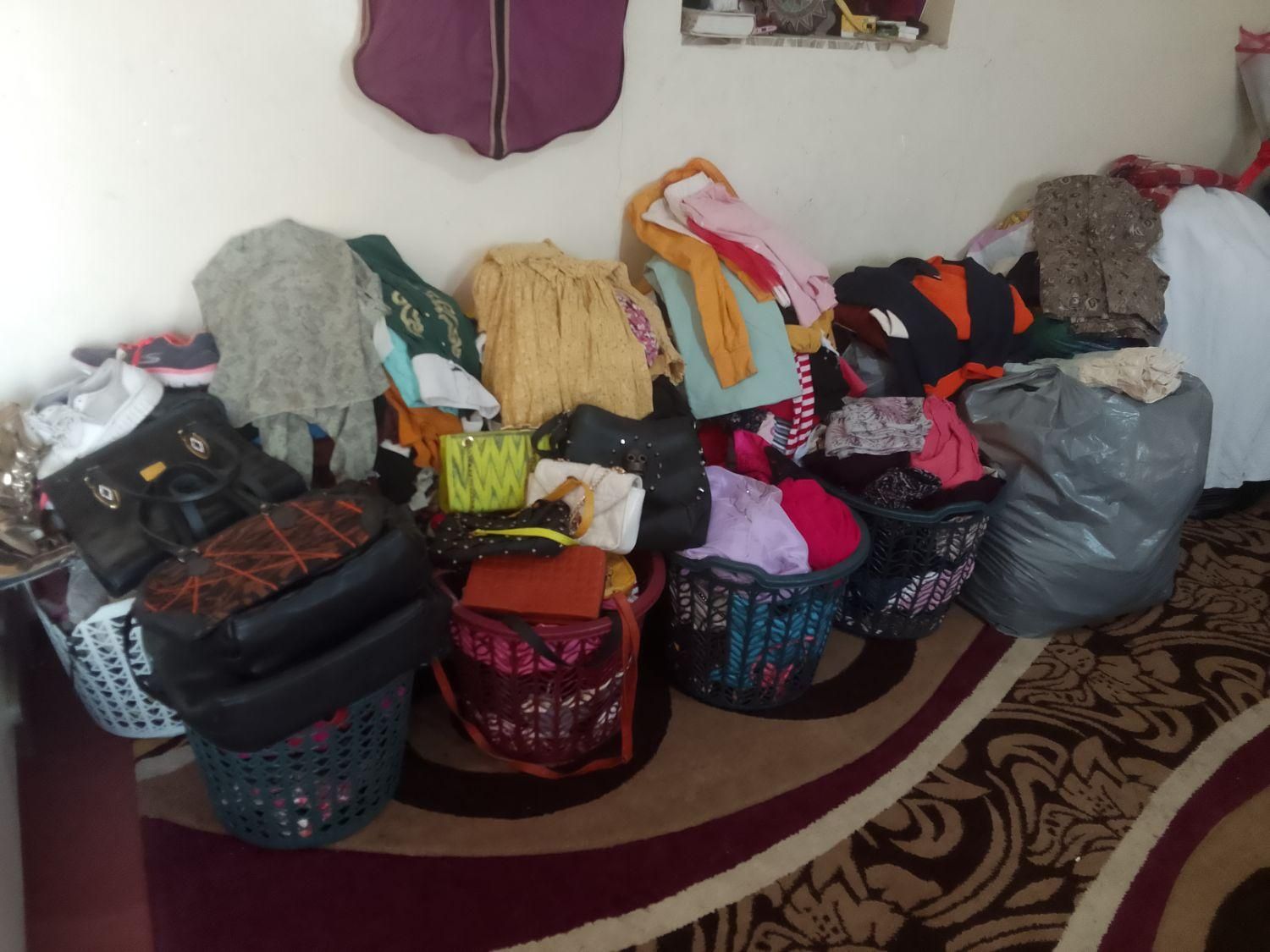 انواع لباس بچگانه و زنانه و مردانه تاناکورا|لباس|دوگنبدان, |دیوار