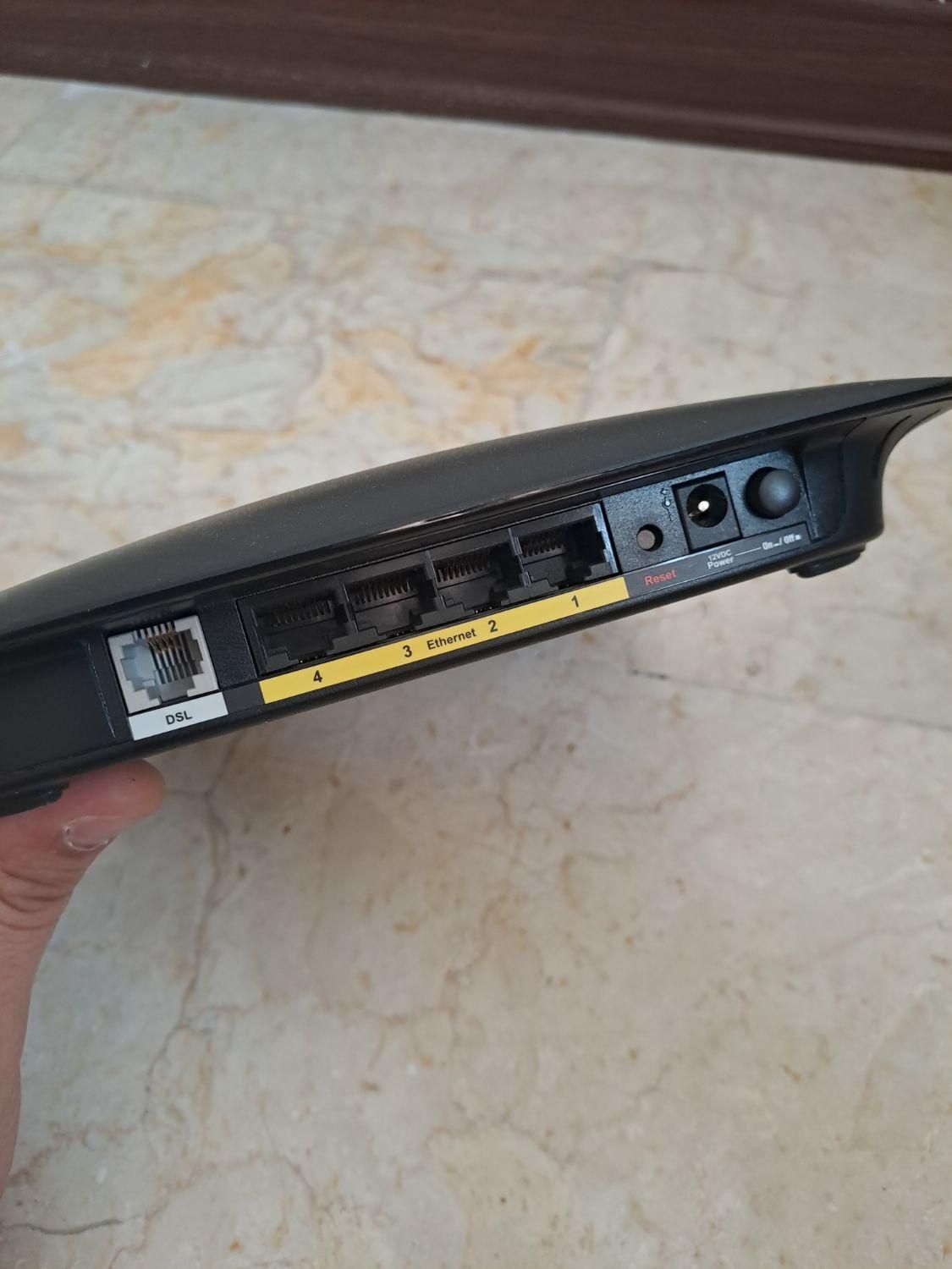 مودم Adsl2 وای فای دار مدل سیسکو Cisco|مودم و تجهیزات شبکه|تهران, شاهین|دیوار