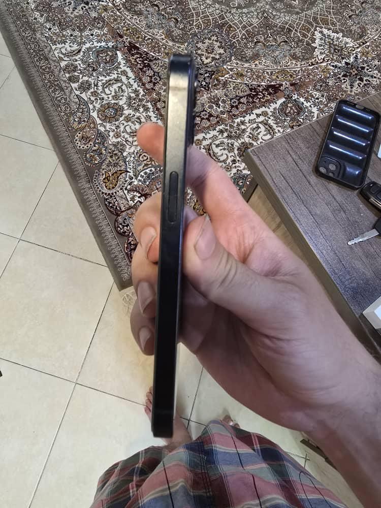 اپل iPhone 13 با حافظهٔ ۱۲۸ گیگابایت|موبایل|تهران, نواب|دیوار
