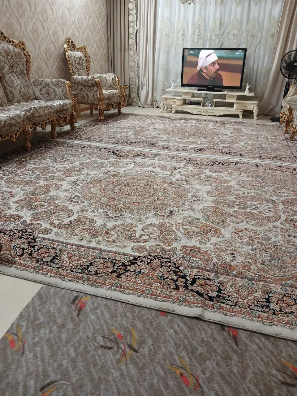 فرش ۹ متری ۷۰۰ شانه|فرش|تهران, اتابک|دیوار