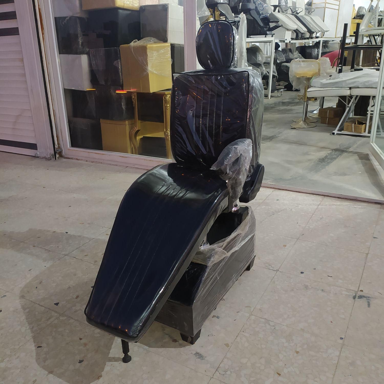 صندلی اصلاح  صندلی آرایشگاه  صندلی طرح برقی|آرایشگاه و سالن‌های زیبایی|کرمانشاه, |دیوار