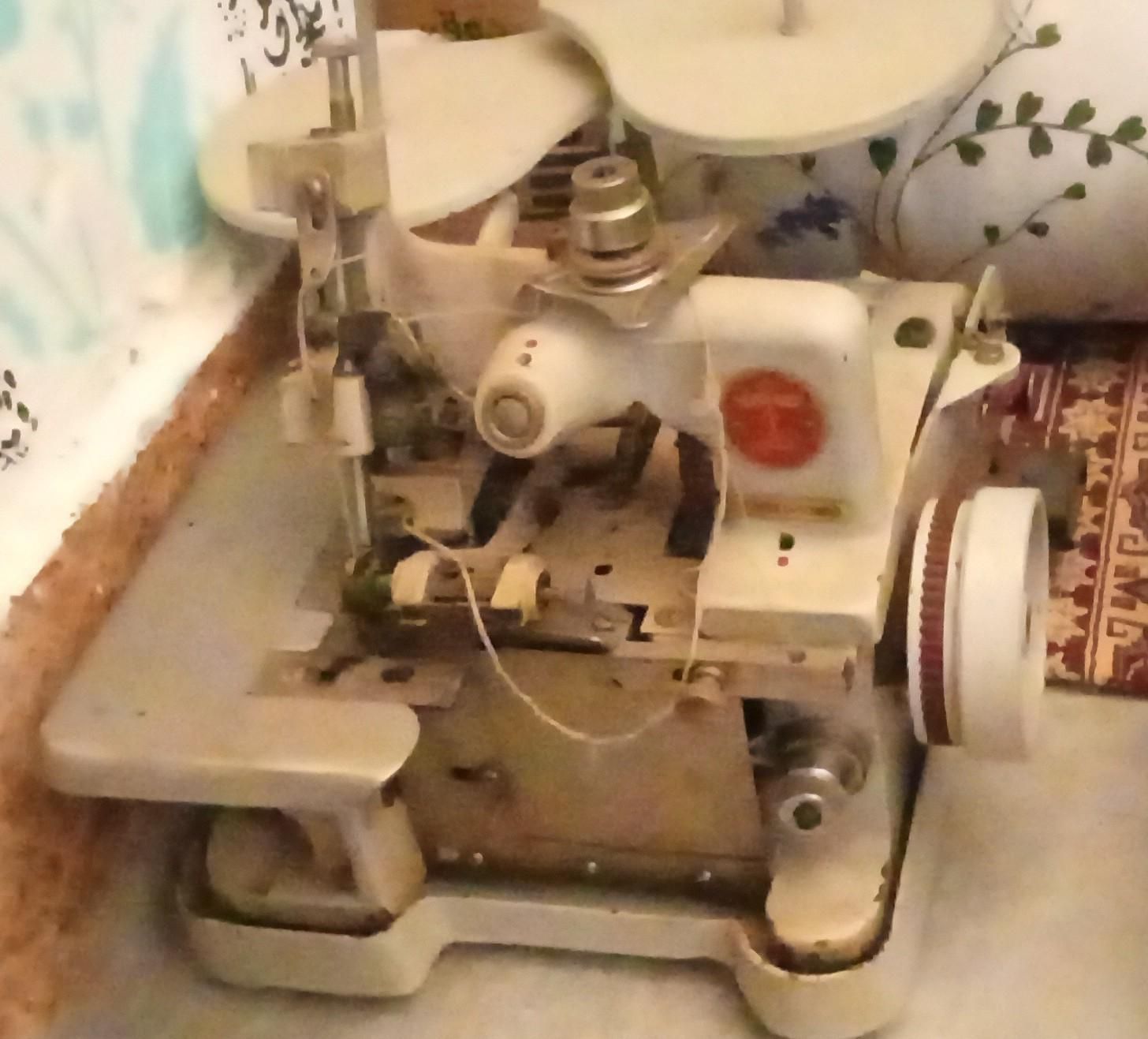 چرخ خیاطی|چرخ خیاطی و ریسندگی|لردگان, |دیوار