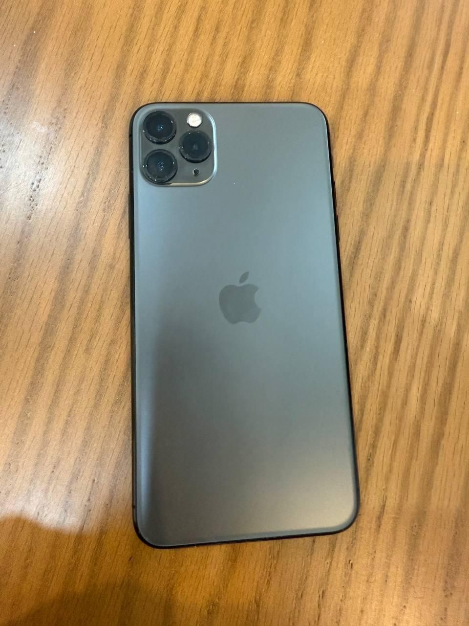 اپل iPhone 11 Pro Max ۶۴ گیگابایت|موبایل|تهران, مهرآباد جنوبی|دیوار