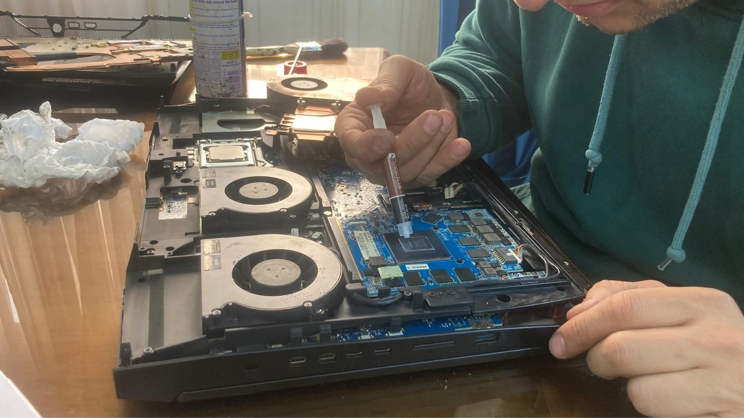 تعمیرات کامپیوتردرمحل-خدمات نصب ویندوز-تمام تهران|خدمات رایانه‌ای و موبایل|تهران, ونک|دیوار