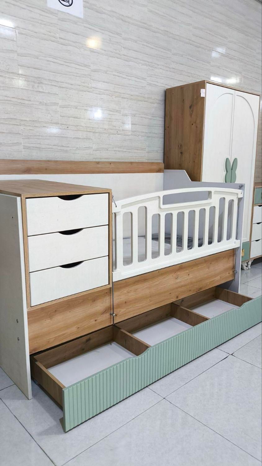 سرویس کامل طرح بانی . سیسمونی فسقلی / چکی|اسباب و اثاث بچه|مشهد, توس (بلوار توس)|دیوار