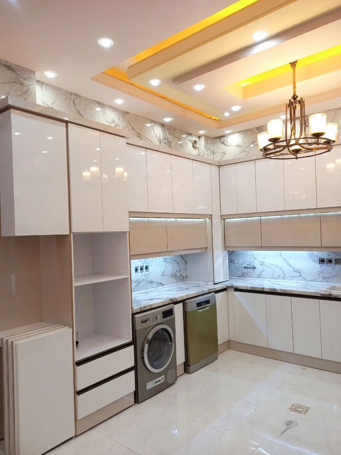 طراحی و نصب کابینت و کمد دیواری ام دی آف و هایگلاس|جاکفشی، کمد، دراور|ایرانشهر, |دیوار