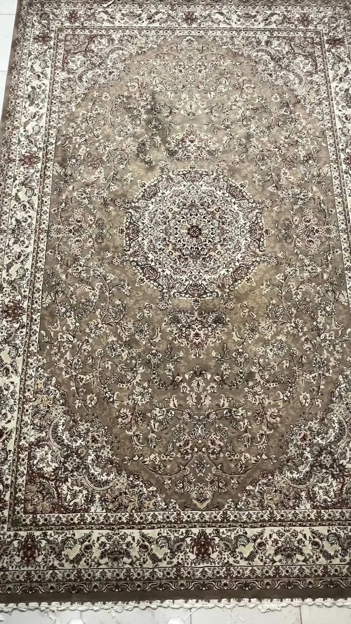 یک جفت فرش ۶متری با کنار سالنی ۱در۱/۵گردویی رنگ|فرش|تهران, لویزان|دیوار