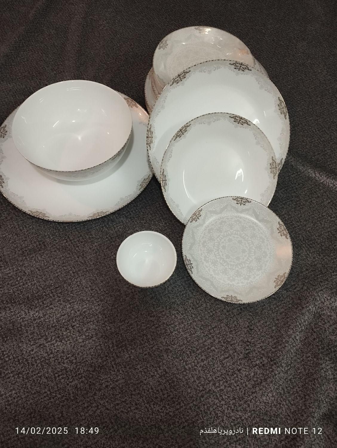 سرویس غذاخوری 18 نفره|ظروف سرو و پذیرایی|تهران, تهرانپارس شرقی|دیوار