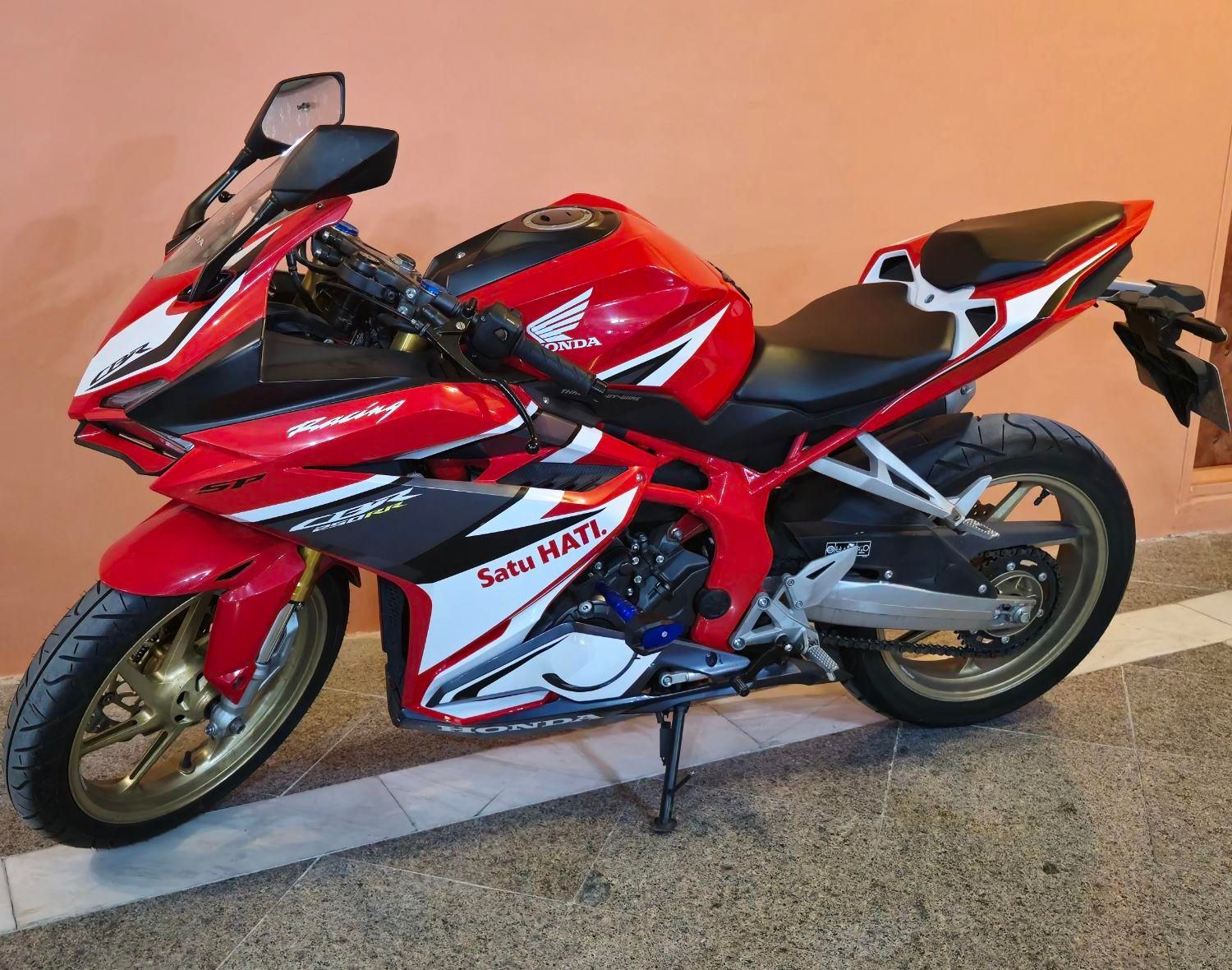 موتورسیکلت هوندا CBR250|موتورسیکلت|تهران, آرژانتین|دیوار
