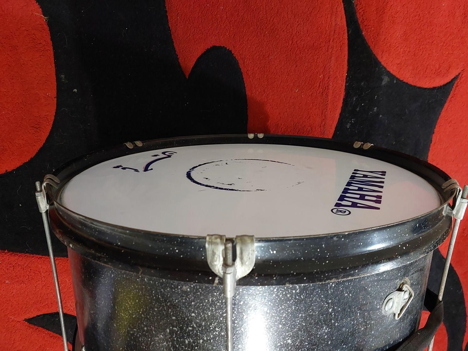 طبل (دوهول)|درام و پرکاشن|اصفهان, باغ زیار|دیوار