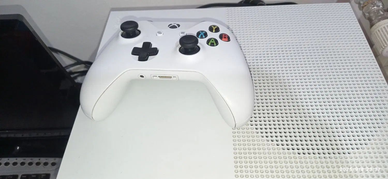 Xbox one s|کنسول، بازی ویدئویی و آنلاین|همدان, |دیوار