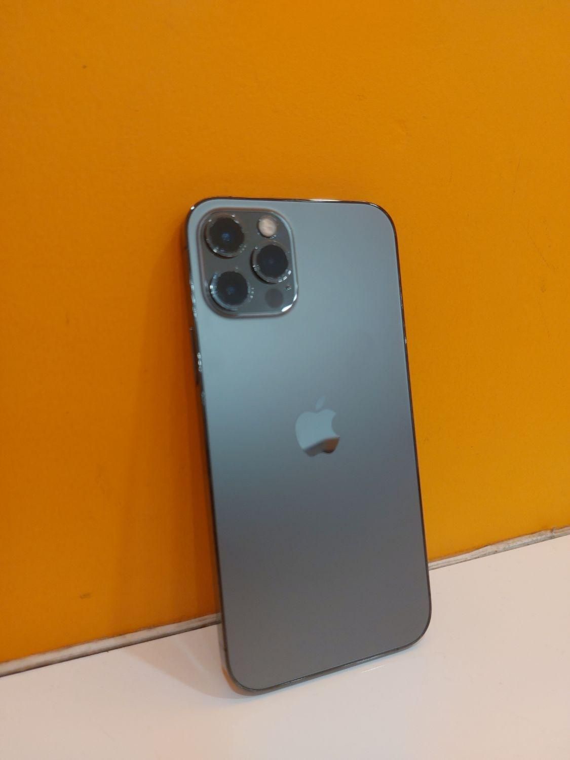 اپل iPhone 12 Pro با حافظهٔ ۵۱۲ گیگابایت|موبایل|رشت, گلسار|دیوار