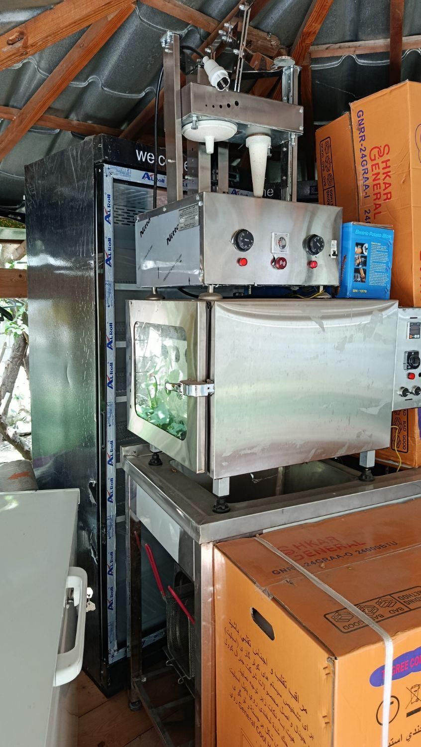 یخچال سرخ کن فرچیپس خمیرگیر دستگاه پیتزا قیفی|کافیشاپ و رستوران|چالوس, |دیوار