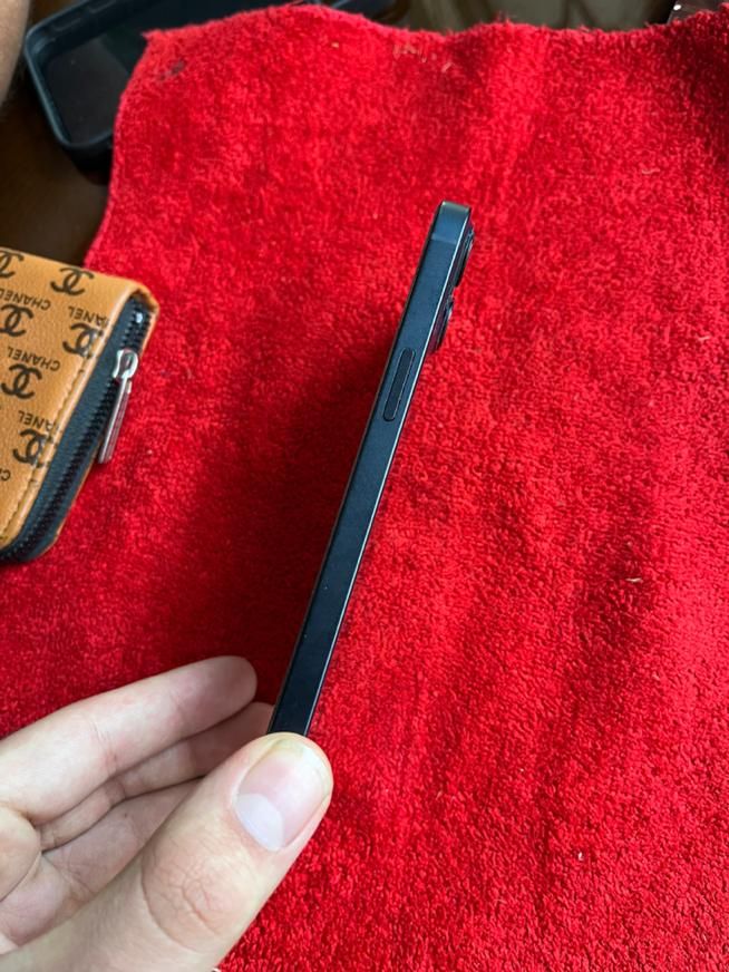 اپل iPhone 13 با حافظهٔ ۱۲۸ گیگابایت|موبایل|اصفهان, باب الدشت|دیوار