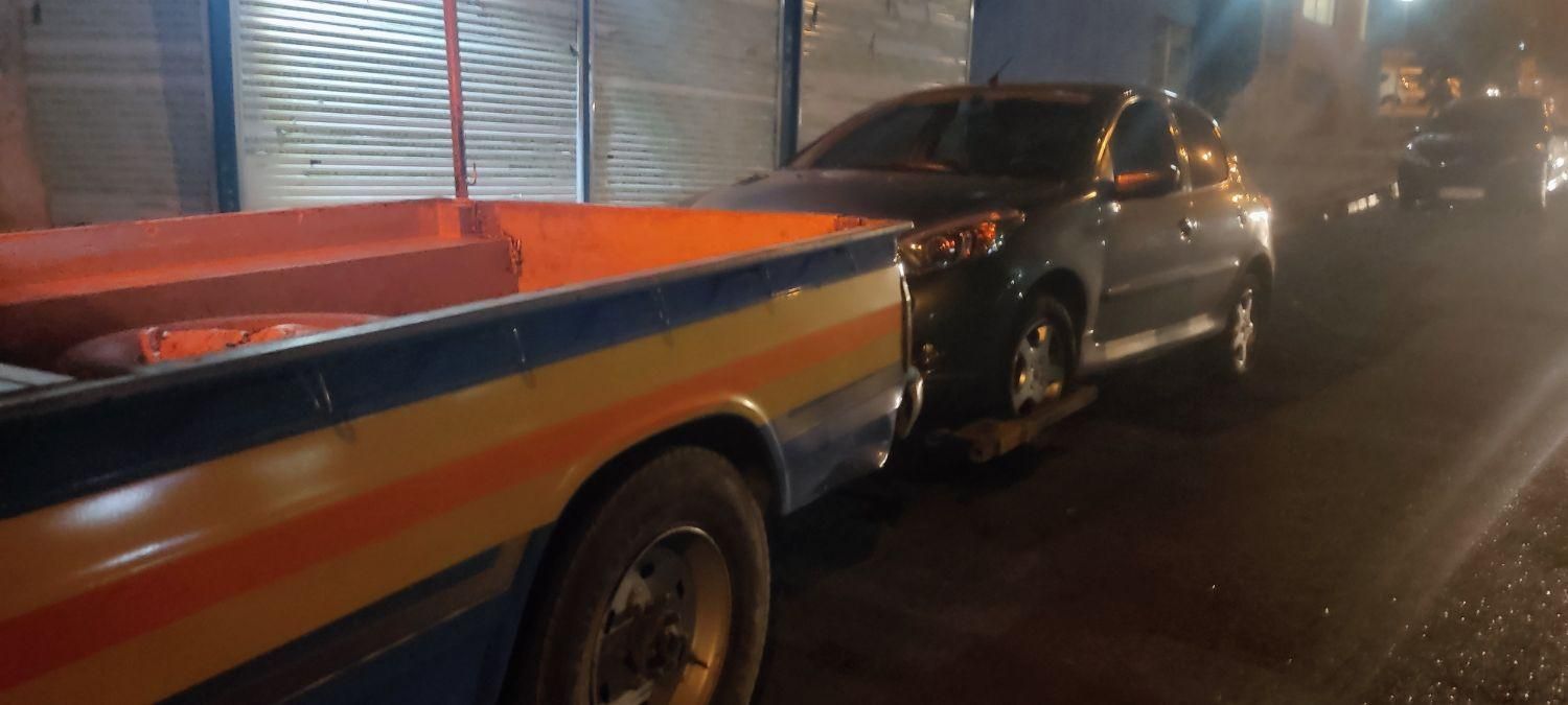 امداد خودرو یدک کش حمل خودرو جرثتقیل خودروبر یدککش|خدمات حمل و نقل|تهران, اکباتان|دیوار