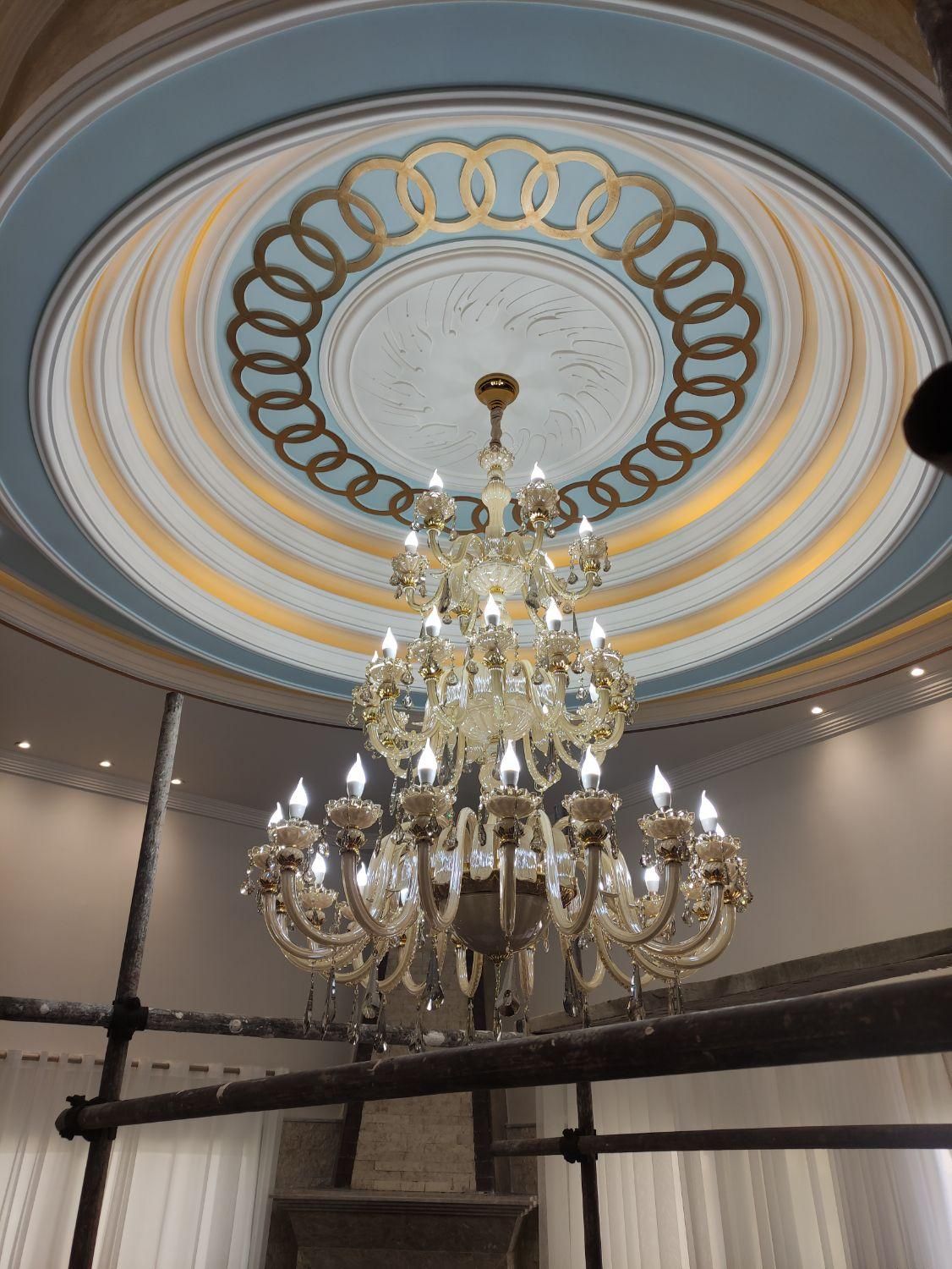 نصاب لوسترسنگین در یونولیت که زنجیر قلاب ندارد|خدمات پیشه و مهارت|ارومیه, |دیوار