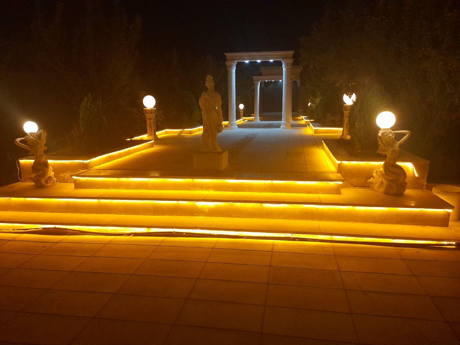 ویلای استخردار باتصفیه اتومات درشاهنامه .|اجارهٔ کوتاه‌مدت ویلا و باغ|مشهد, توس (بلوار توس)|دیوار