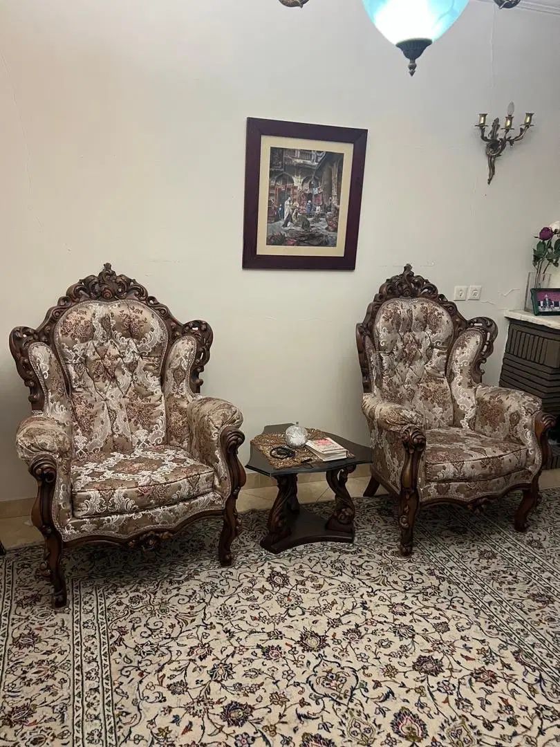 مبل ۹ نفره کلاسیک تخفیف ویژه خورد|مبلمان خانگی و میز عسلی|تهران, درب دوم|دیوار