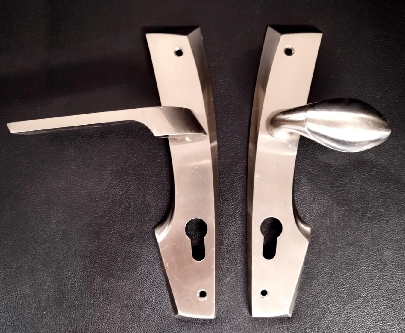 دستگیره در بهریزان مدل 4222 نیکل خش دار|مصالح و تجهیزات ساختمان|اصفهان, گلزار|دیوار