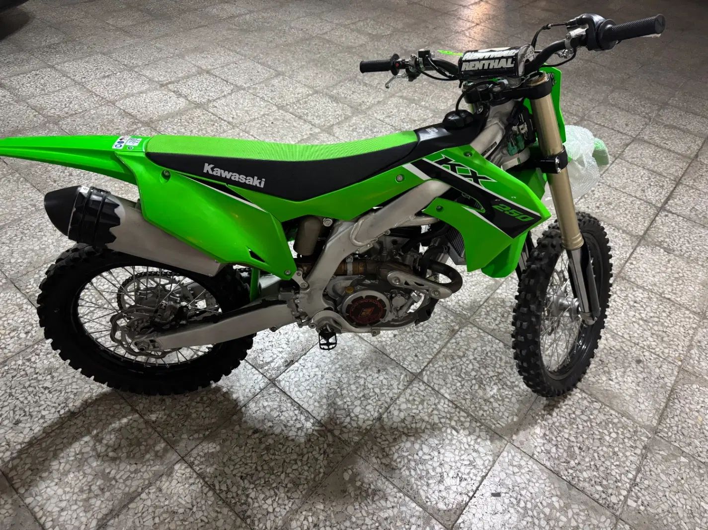 کاوازاکی kx250f مدل 2023|موتورسیکلت|تهران, دارآباد|دیوار