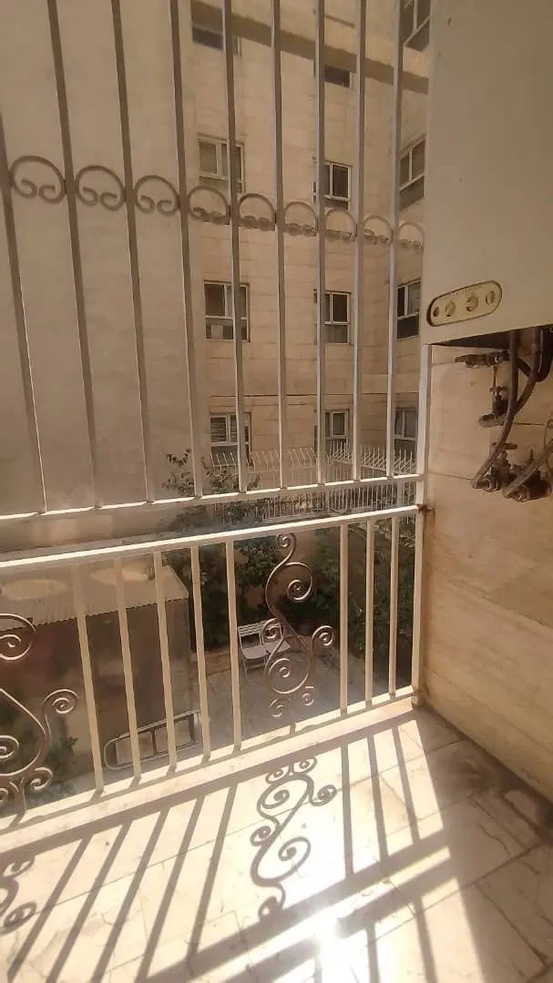 ۹۵متر۲ خواب فول امکانات نما تراورتن (شهرک‌هما)|فروش آپارتمان|تهران, شهرک هما|دیوار