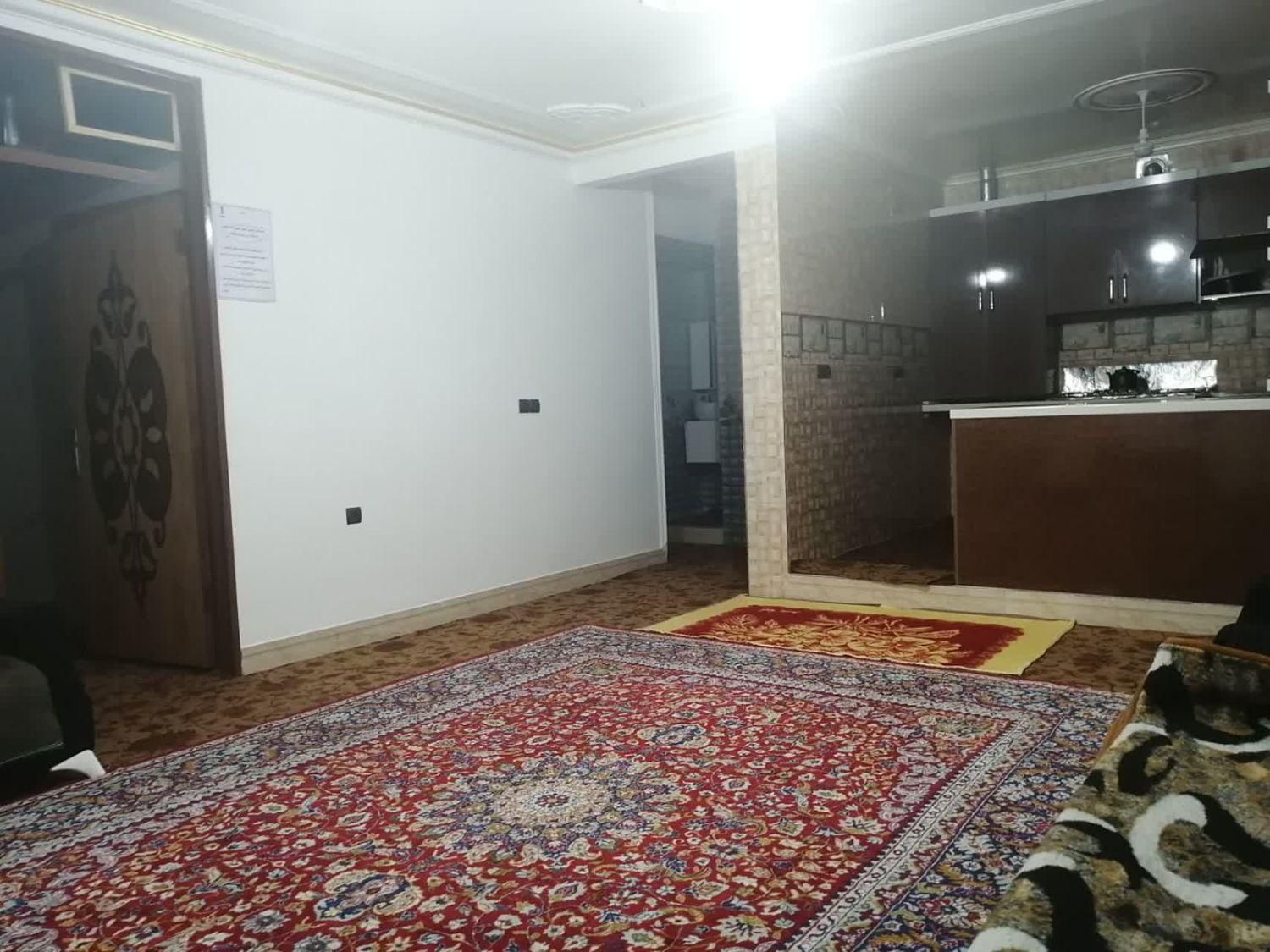 اجاره خانه ویلایی ۱۲۰ متری ۲ خوابه|اجارهٔ کوتاه‌مدت آپارتمان و سوئیت|سی‌سخت, |دیوار
