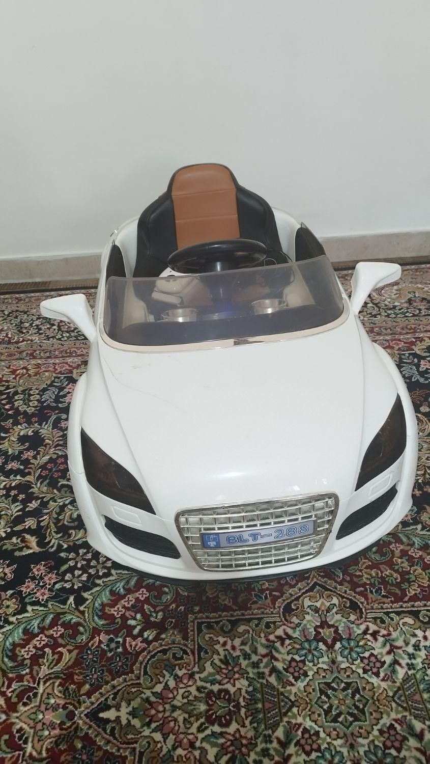 ماشین شارژی،2موتور|اسباب‌بازی بچه|تویسرکان, |دیوار