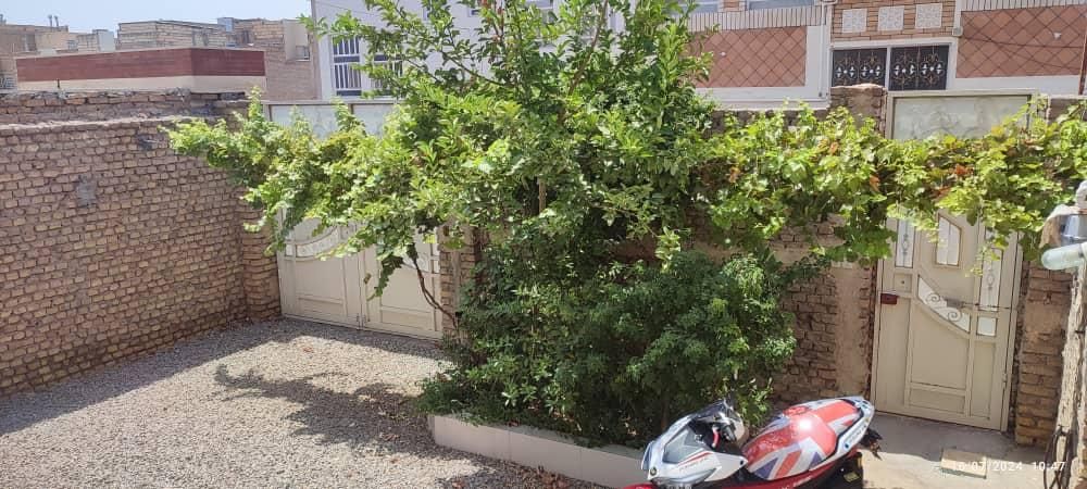 منزل مسکونی باهنر|فروش خانه و ویلا|اردکان, |دیوار