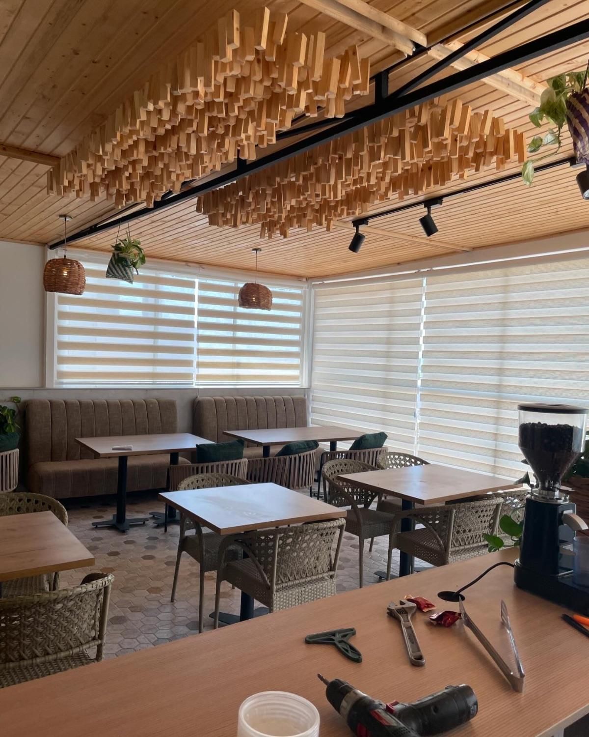 پله ،کف پله و نرده چوبی ، ترموود ، نجاری|خدمات پیشه و مهارت|بندرعباس, |دیوار