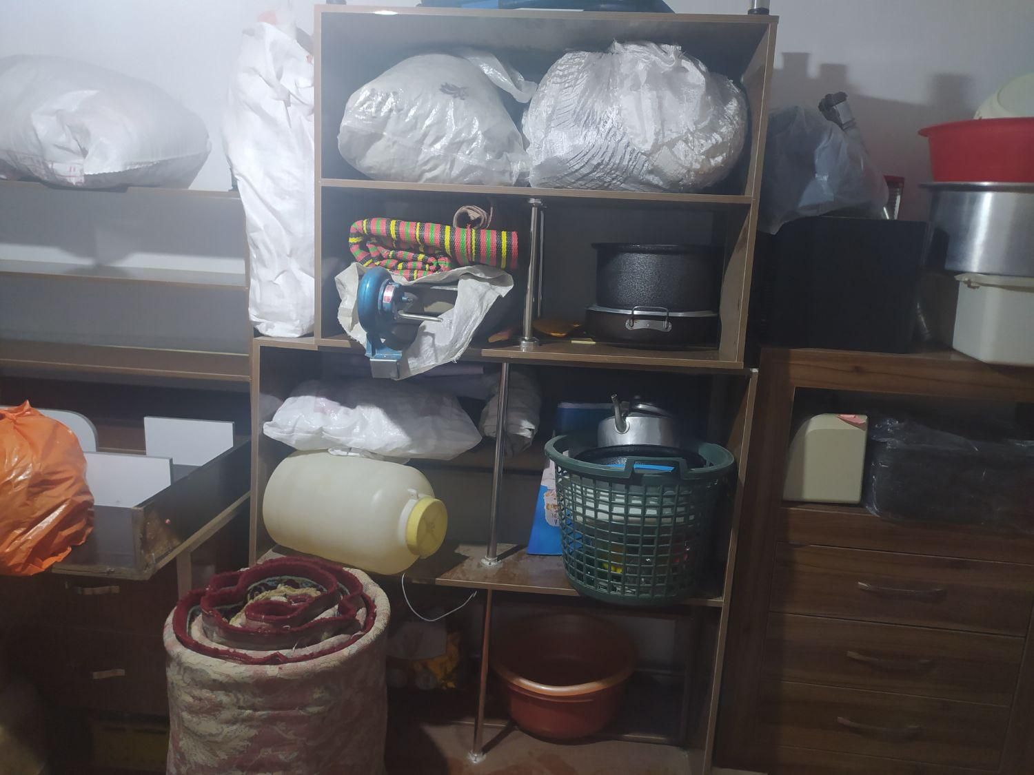 ویترین مغازە و قفسە|کتابخانه، شلف، قفسه‌های دیواری|مهاباد (آذربایجان غربی), |دیوار