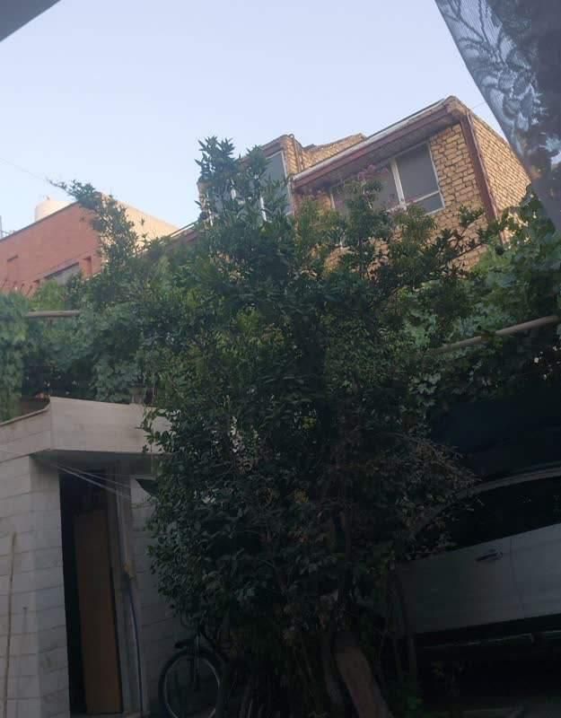 منزل مسکونی|فروش خانه و ویلا|اصفهان, لنبان|دیوار