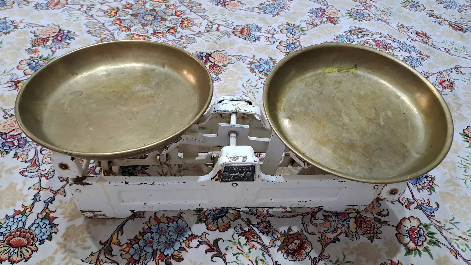 ترازو برنجی|ظروف پخت‌وپز|کرج, فاز ۳ گوهردشت|دیوار