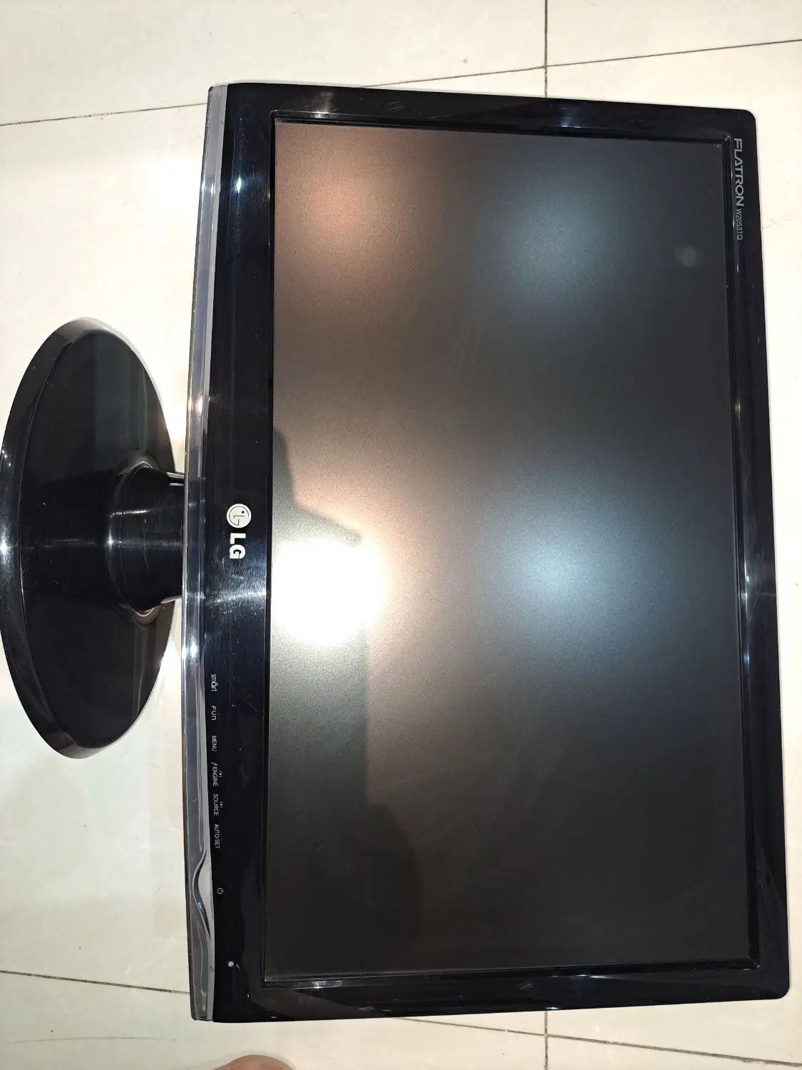 مانیتور LG|قطعات و لوازم جانبی رایانه|اصفهان, عسگریه|دیوار