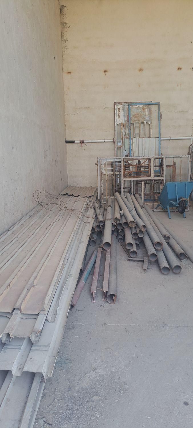 فروش آهنآلات درب و پنجره دست دوم در حد نو|مصالح و تجهیزات ساختمان|جم, |دیوار