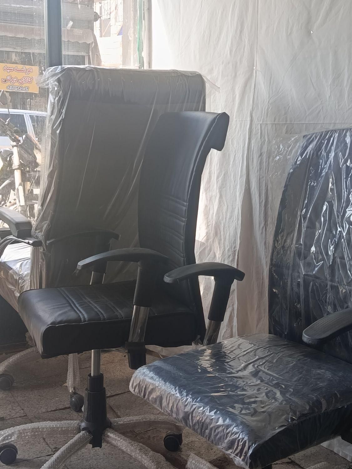 لوازم  مدیریتی صندلی های درجه ی 1|مبلمان اداری|ارومیه, |دیوار