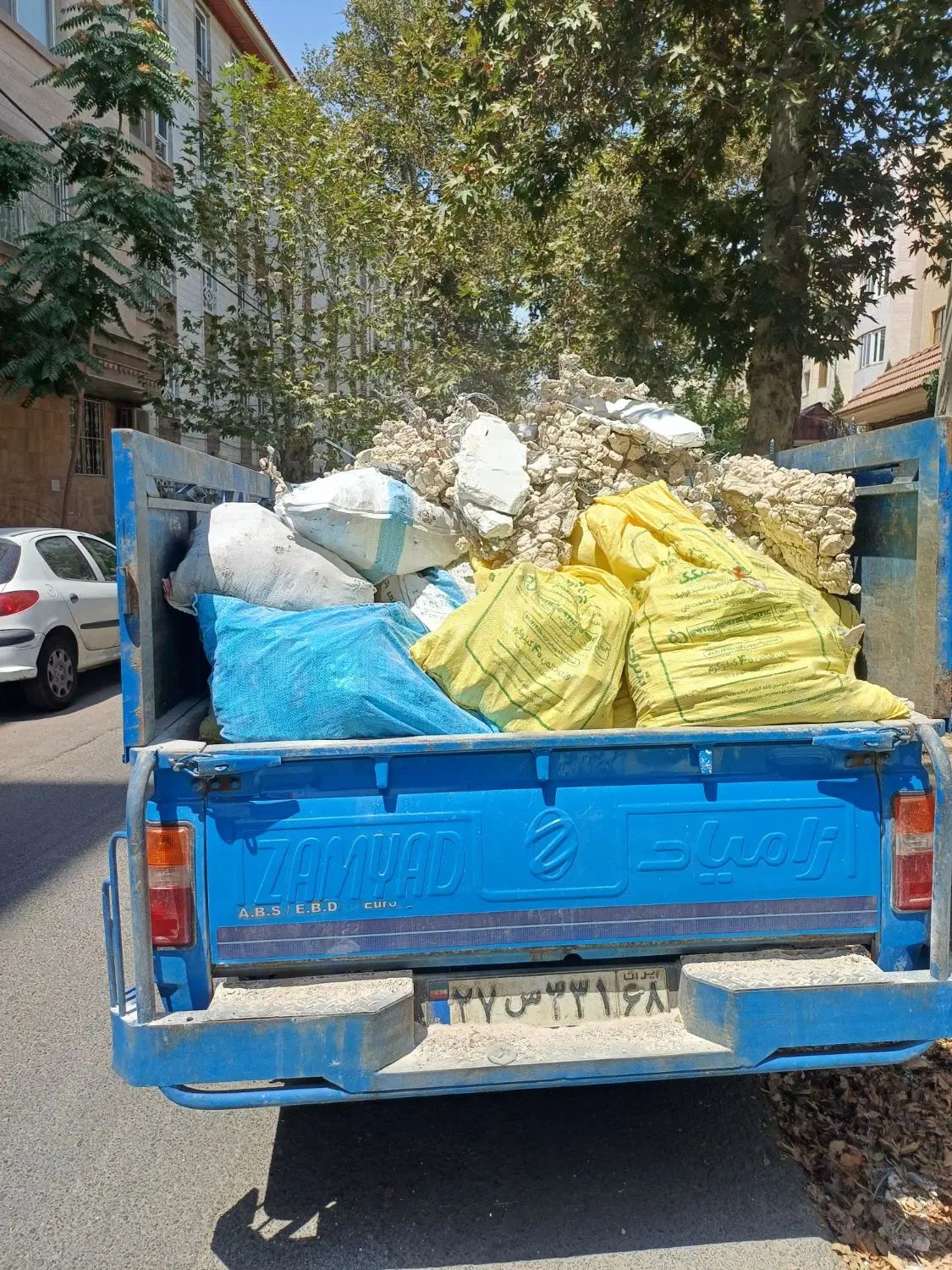 حمل نخاله مصالح ساختمانی در حصارک و کیانمهر مهرشهر|خدمات حمل و نقل|کرج, حصارک بالا|دیوار