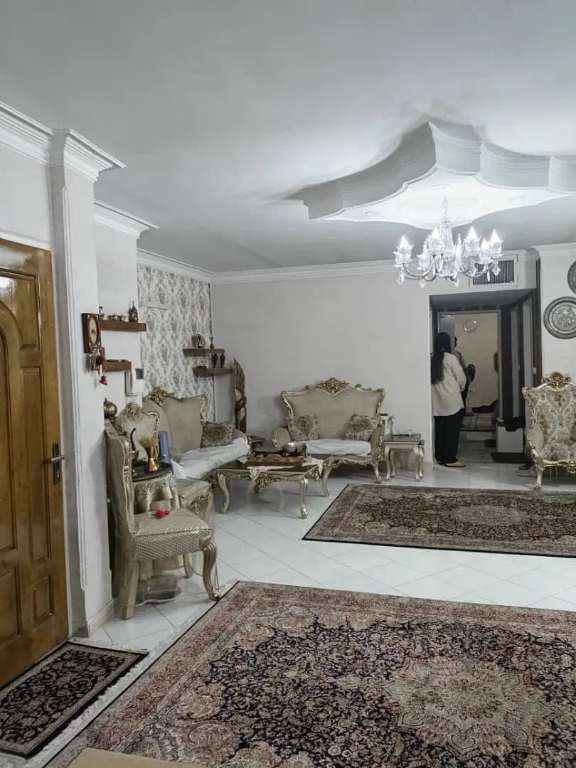 آپارتمان ۸۰ متر تک واحدی فرعی فلکه سوم تهرانپارس|فروش آپارتمان|تهران, تهرانپارس غربی|دیوار