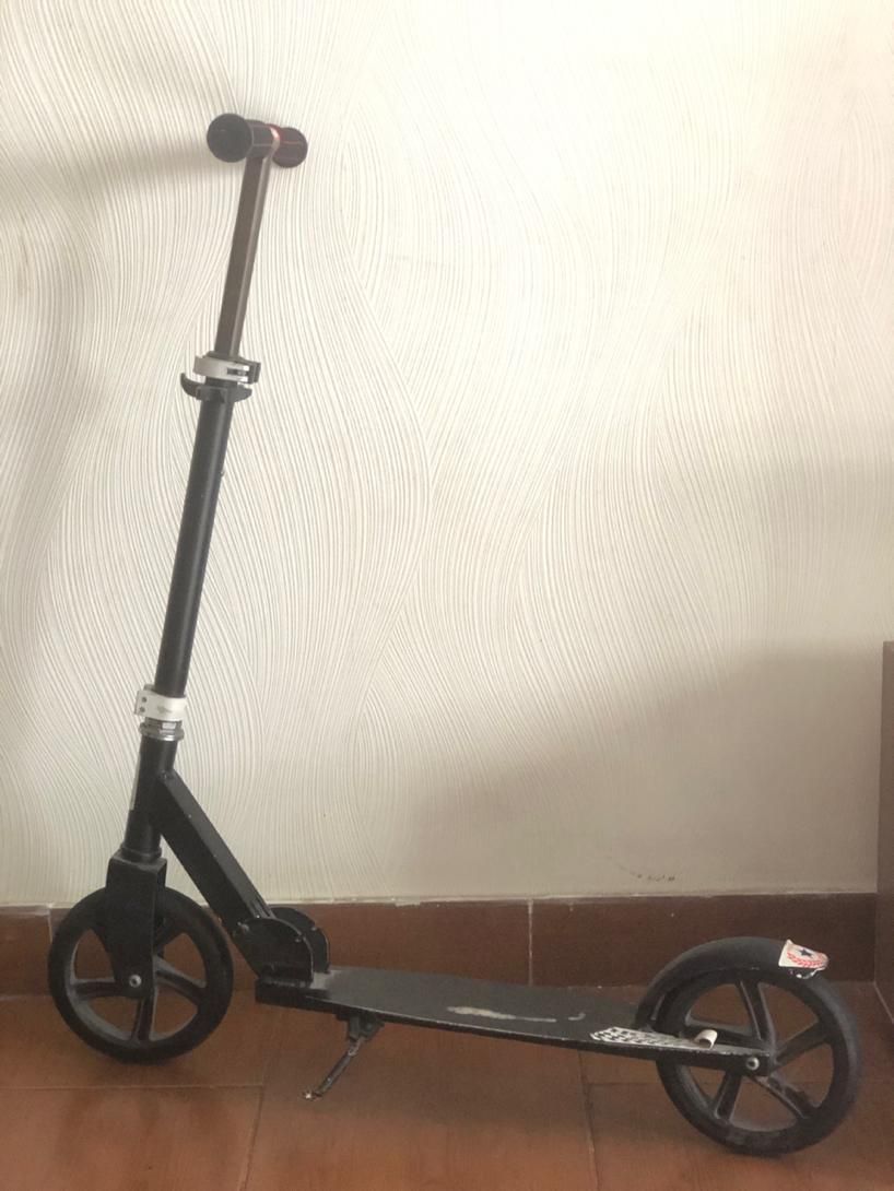 اسکوتر|دوچرخه، اسکیت، اسکوتر|رشت, صفاری|دیوار