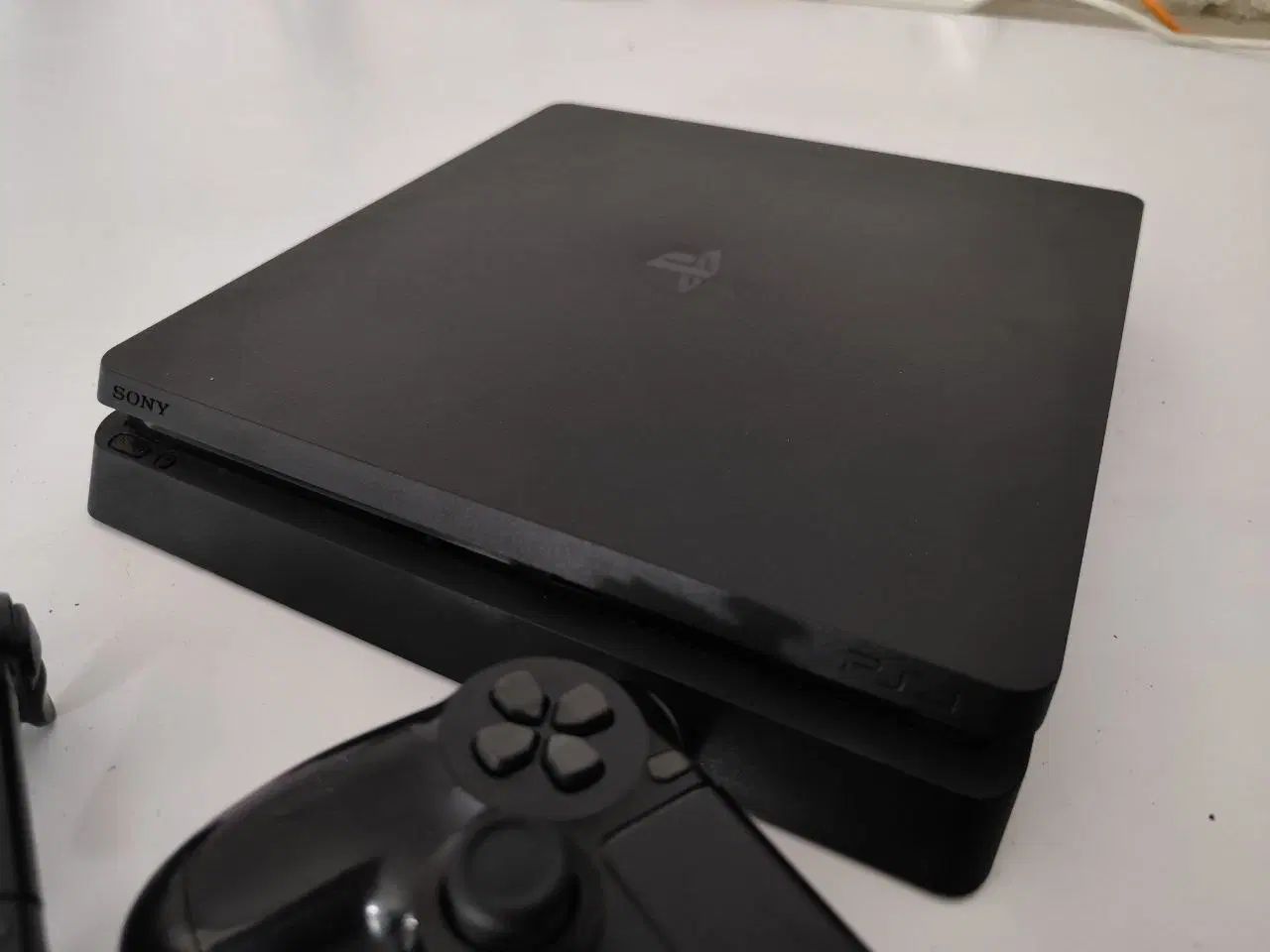 پلی استیشن ۴ (PS4) اسلیم یک ترا کپی با تلوزیون ۵۰|کنسول، بازی ویدئویی و آنلاین|بابل, |دیوار