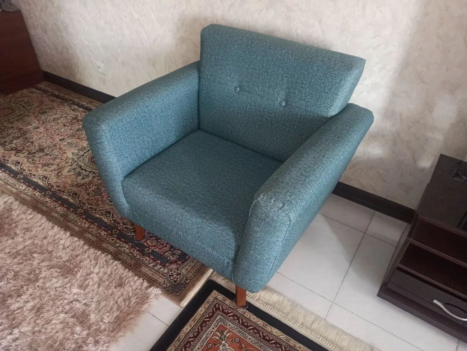 مبلمان راحتی|مبلمان خانگی و میز عسلی|کرج, شهرک جهان‌نما|دیوار