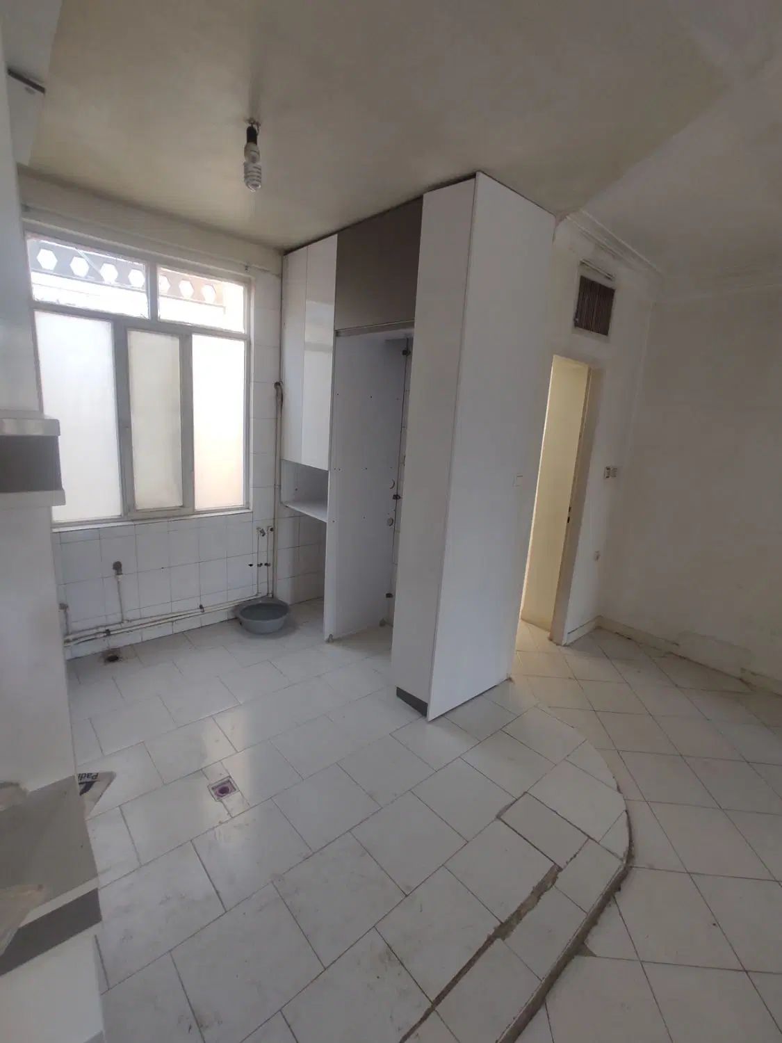 اجاره65m*بدون پرتی*در حال نقاشی*عمارت*فایل212|اجارهٔ آپارتمان|تهران, مسعودیه|دیوار
