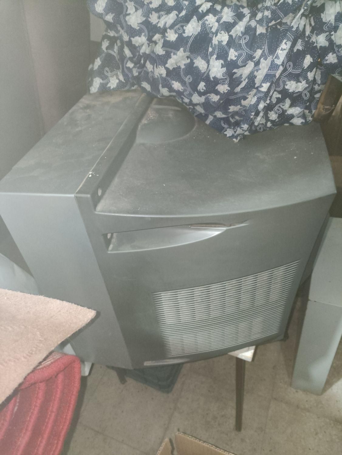 تلویزیون 21 اینچ  سامسونگ|تلویزیون و پروژکتور|قزوین, |دیوار