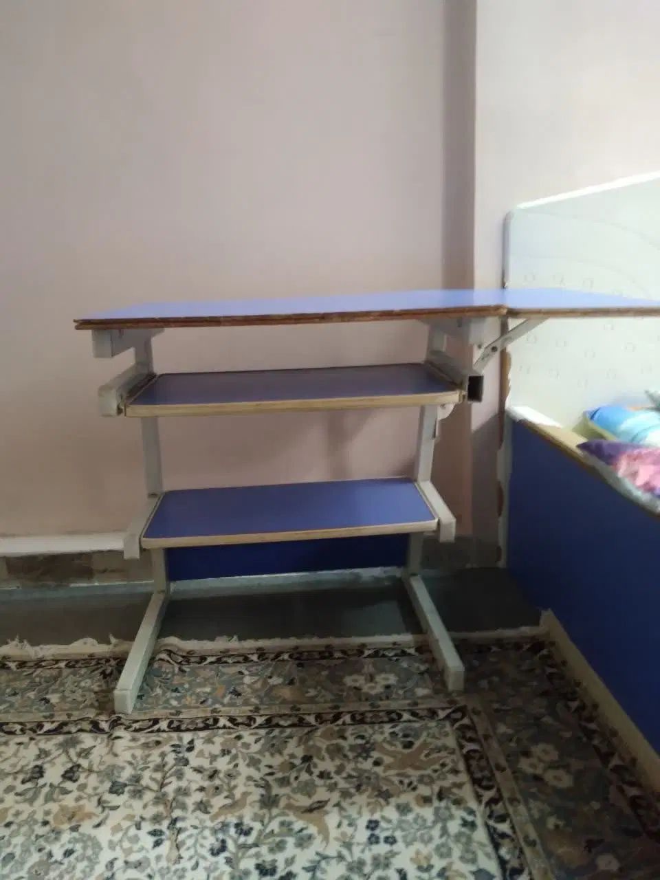 کمد و تخت کودک همه باهم سه تومن|تخت و سرویس خواب|اصفهان, عاشق‌آباد|دیوار