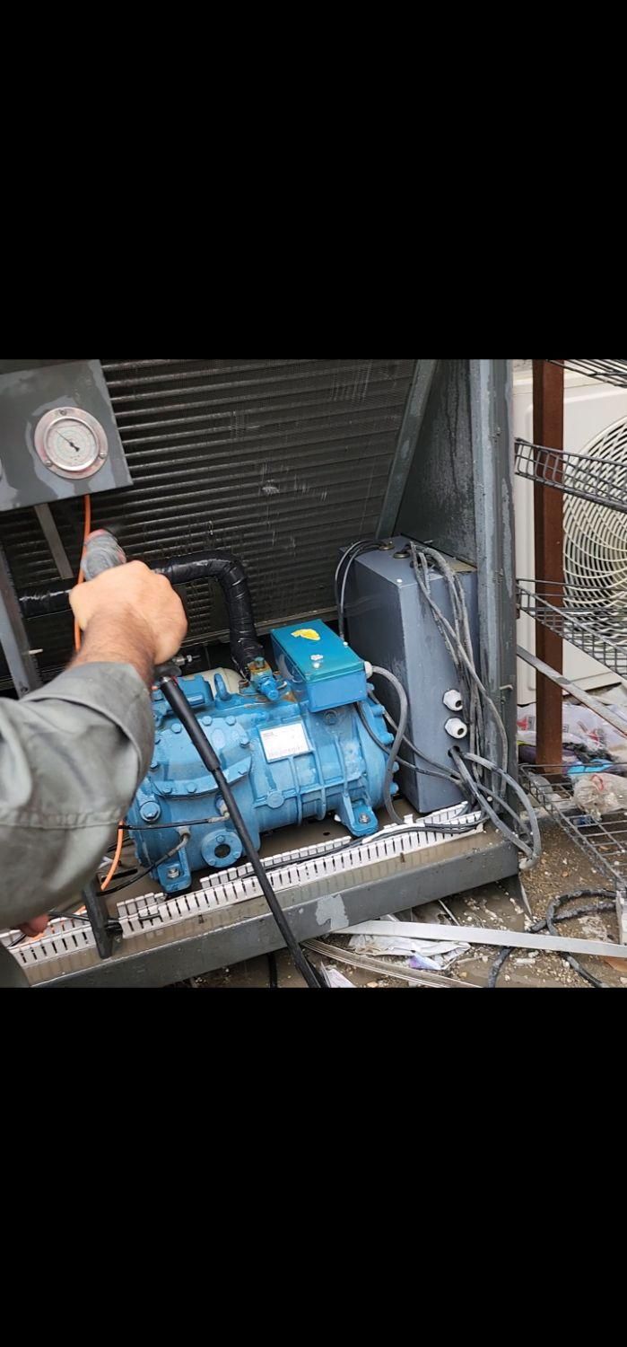 احداث و تعمیرات تخصصی سردخانه و چیلر|خدمات پیشه و مهارت|شیراز, بالا کفت|دیوار
